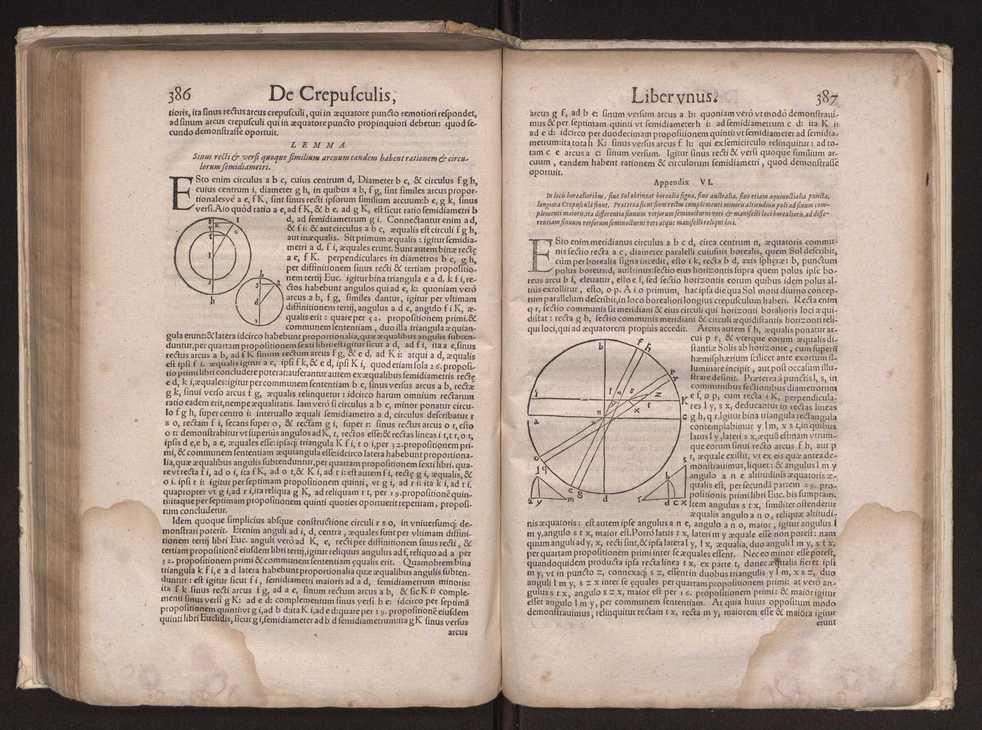 Petri Nonii Salaciensis opera: quae complectuntur primum, duos libros, in quorum priore tractantur pulcherrima problemata: in altero traduntur ex mathematicis disciplinis regul & instrumenta artis navigandi, quibus varia rerum astronomicarum book.html fico.html listagens wwwbook1~ circa coelestium corporum motus explorare possumus. Deinde, annotationes in Aristotelis problema mechanicum de motu navigii ex remis: item in Georgii Pvrbachii planetarum theoricas annotationes, quibus multa hactenus perperam intellecta, ab allisq[ue] praeterita exponuntur. Eiusdem, de erratis Orontii Finoei liber unus. Postremo, de crepusculis lib. I. cum libello allacen de causis crepusculorum. Quae quemadmodum mole exigua videntur, ita virtute ingentia, lector candide, intelliges 201