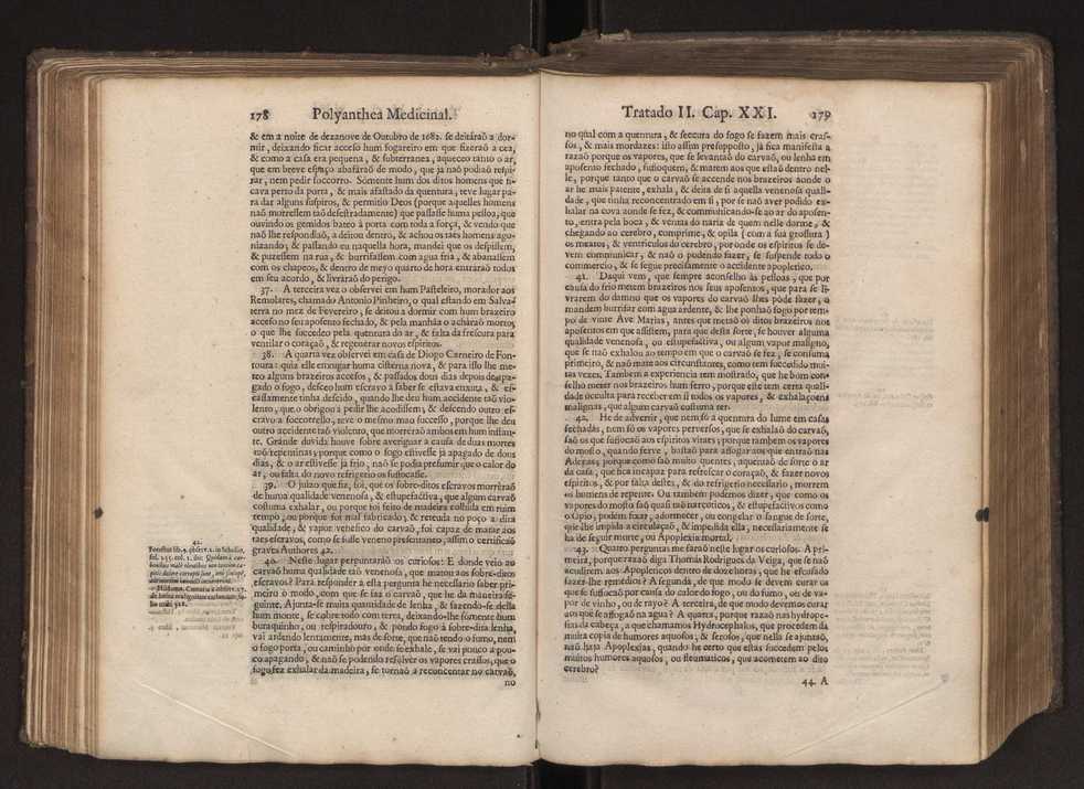 Polyanthea medicinal. Noticias galenicas, e chymicas, repartidas em tres tratados ... por Joam Curvo Semmedo ... 117